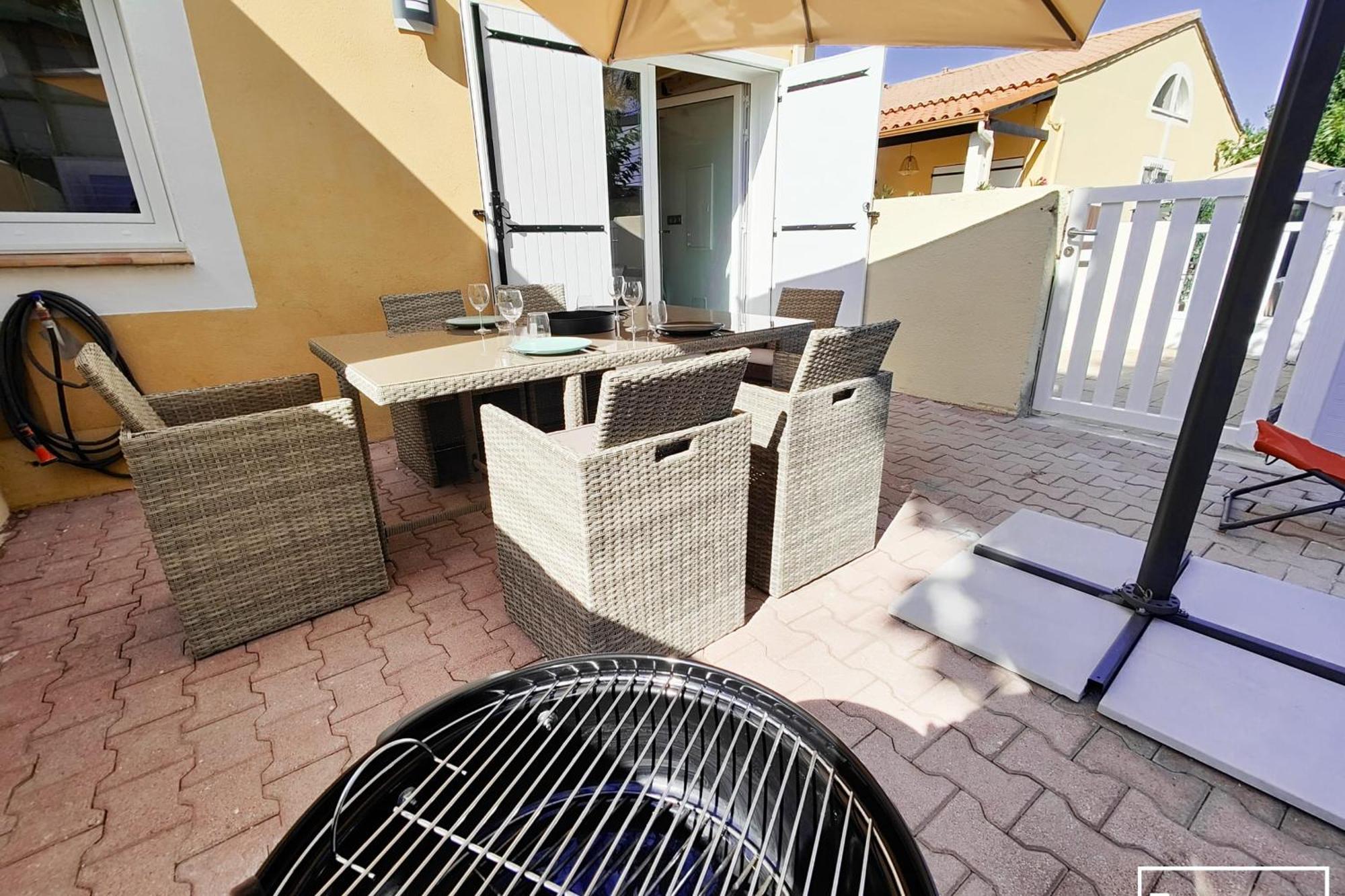 Maison Renovee Et Climatisee Avec Wifi A 600M De La Plage Vias Exterior photo